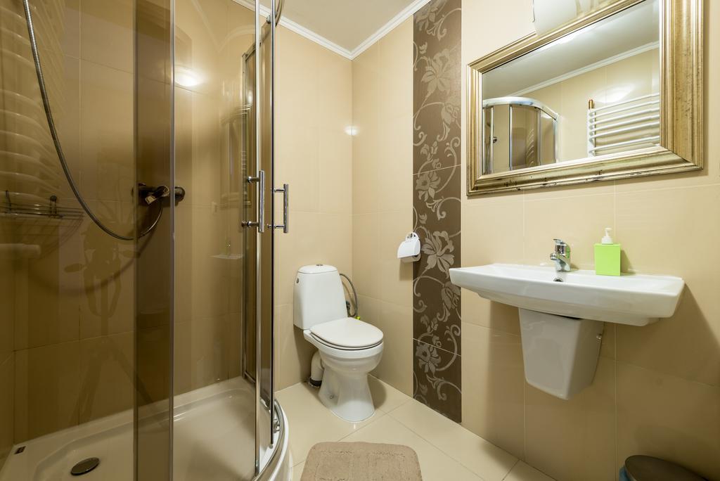 Hotel Palac Akropol Lublin Kamer foto